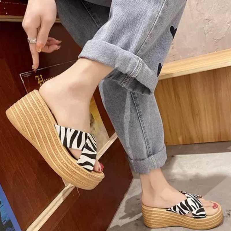 Sandal Wedges Wanita 010100 Sandal Import XS Wedges