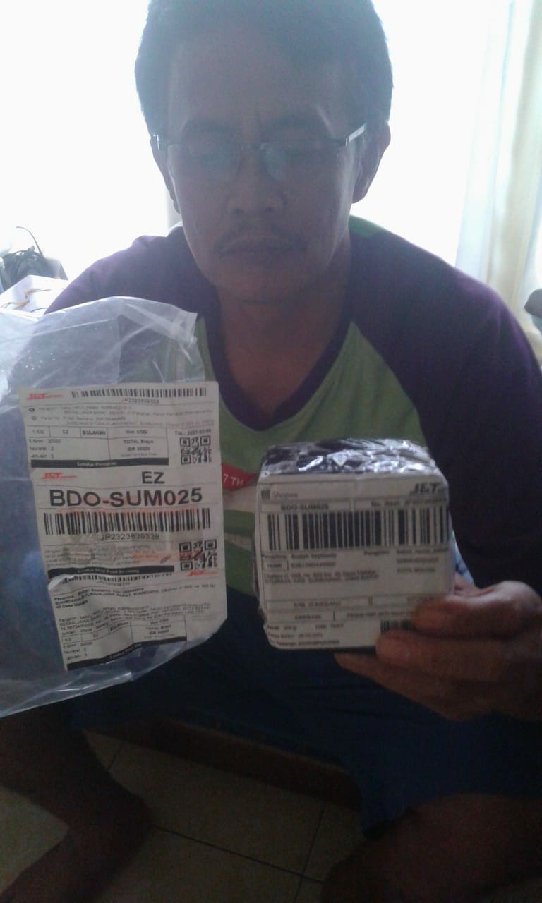 Racun Lalat Zhang Pei Zhen Pembasmi Lalat Laler