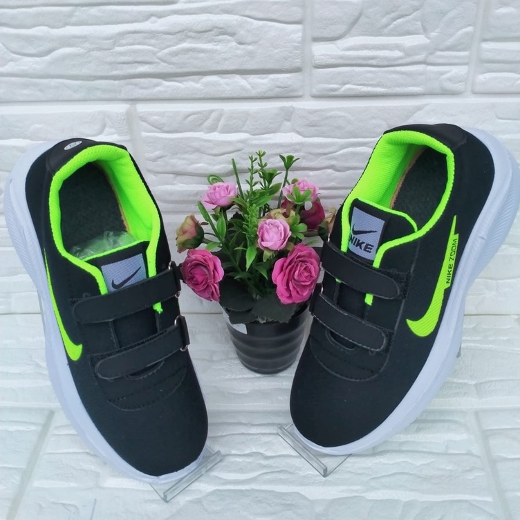 Sepatu Wanita/Sneakers/Warna Hitam Ijo/sepatu anak/sepatu sekolah/sepatu sneakers/sepatu terbaru/sepatu anak laki laki perempuan TK SD/umur 4 5 6 7 8 9 tahun warna hitam ijo perekat fashion anak murah velcro