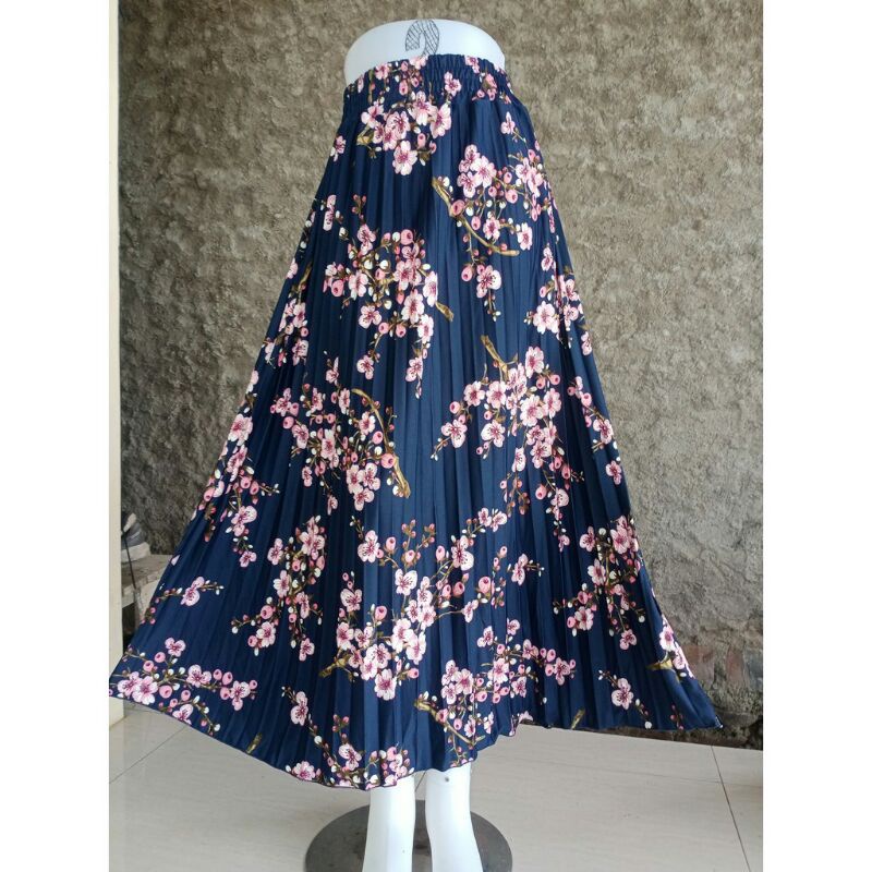 Rok Plisket Motif Bunga sakura Wanita Terbaru