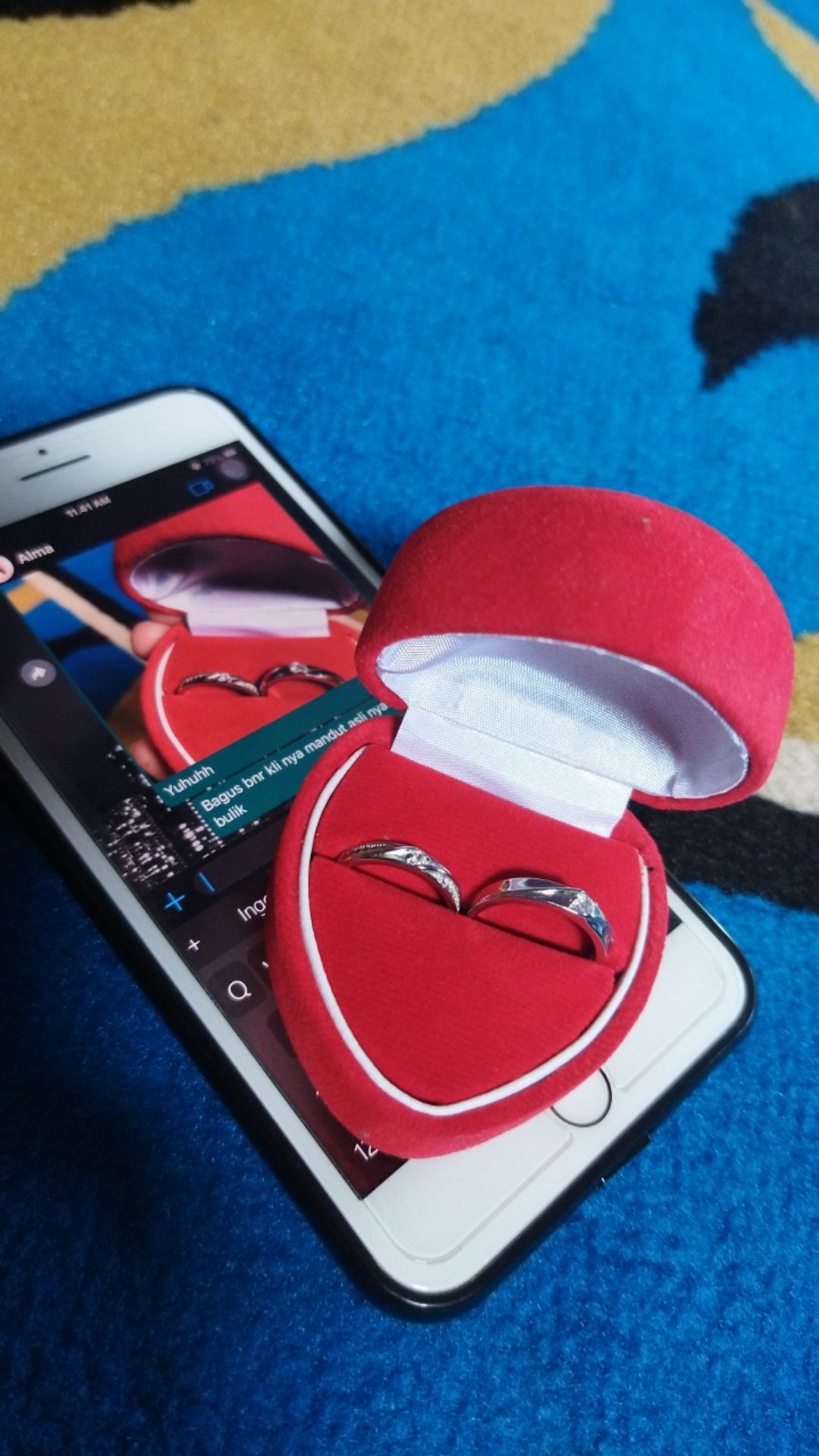 Kotak Cincin Bludru Bentuk Love Buat Tunangan Atau Nikahan Dan Juga Buat Nyimpan Perhiasan