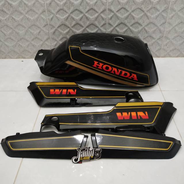 Body Set tangki honda win 100 bok aki honda win