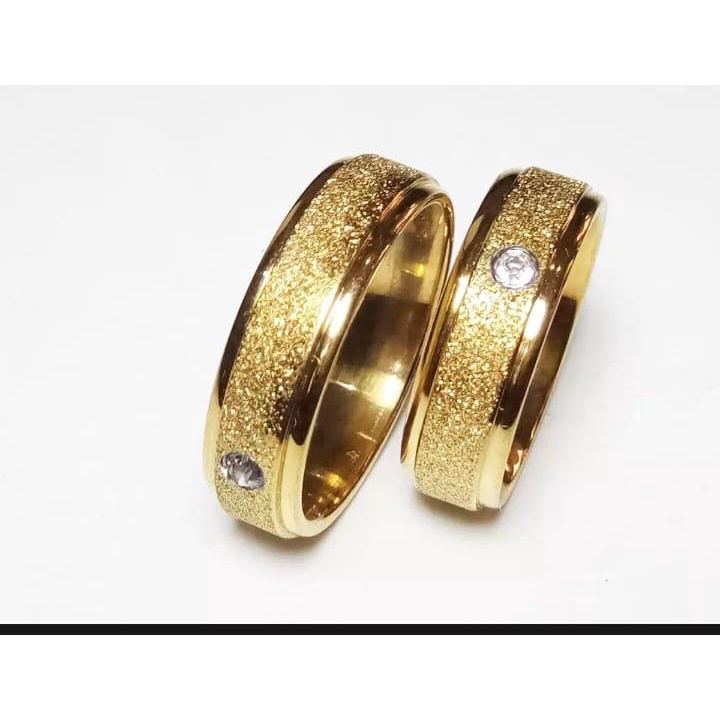 cincin titanium  bisa satuan dan bisa couple (2)cin cin wanita lapis emas gold stainless steel asli premium bagus banget untuk tunangan pasangan sendiri couple untuk hadiah terkasih mewah untuk pria wanita remaja muda mudi temurah grosir aksesoris{satuan]