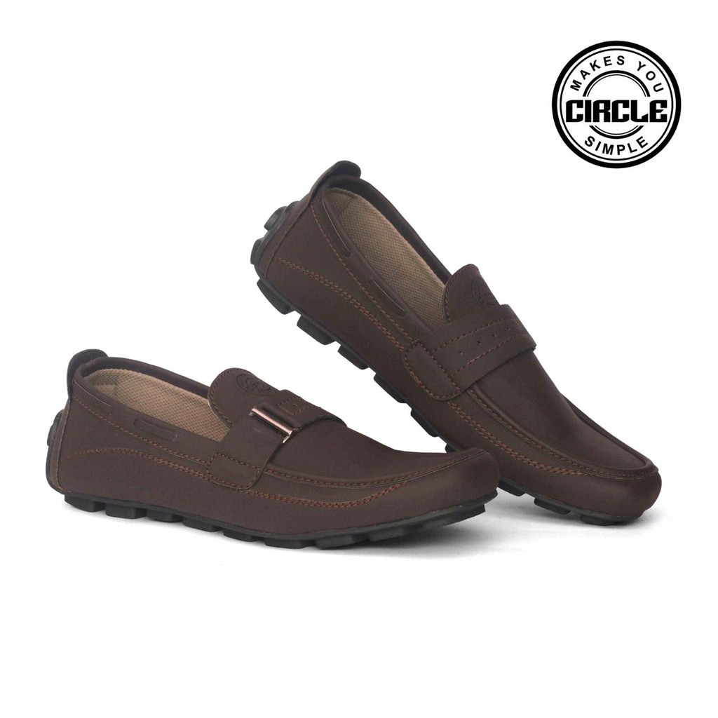 Slip On Circle Spade Choco