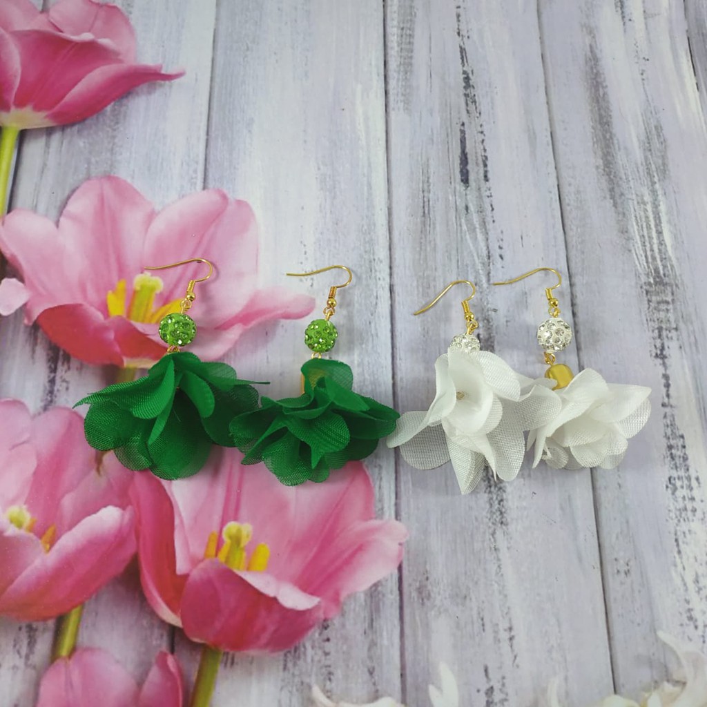 Anting Hijab Frill Sifon/ Anting bunga frill / anting bunga  korea By Tokopelanginicer