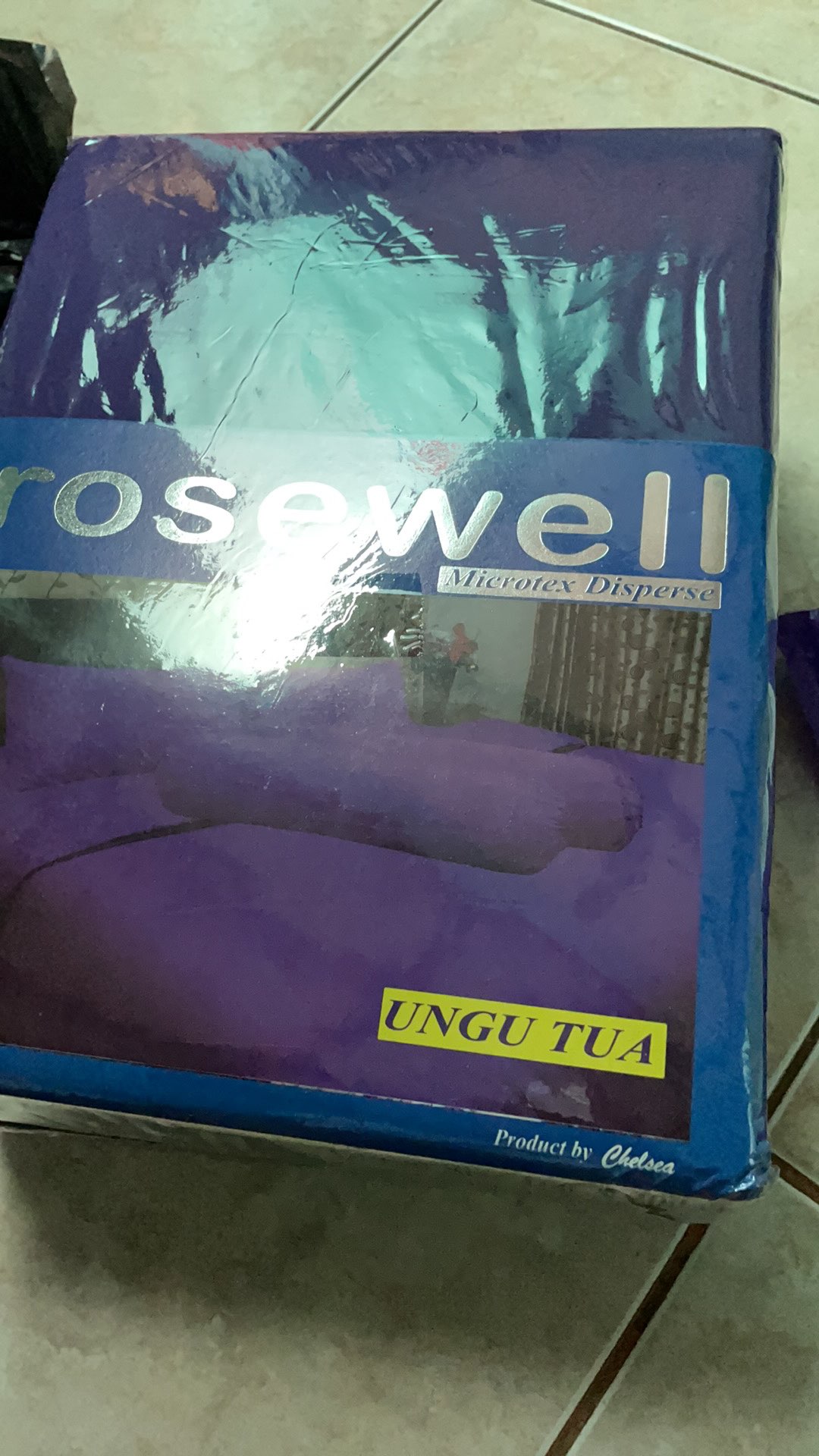 Sprei 160cm X 200cm X 20cm Polos Dari Rosewell