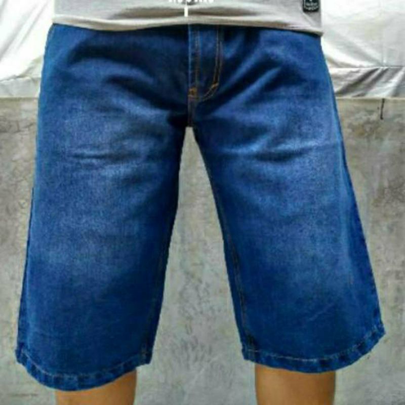 Celana Pendek Jeans Lepis Pria Merk MaxLuis Original Distro Reguler Semi Lions Max Luis Panjang Dibawah Lutut Lepis Jeans Standar Ukuran Jumbo Super Jumbo 38 40 42 44 Standar 27 28 29 30 31 32 33 34 35 36 37 38