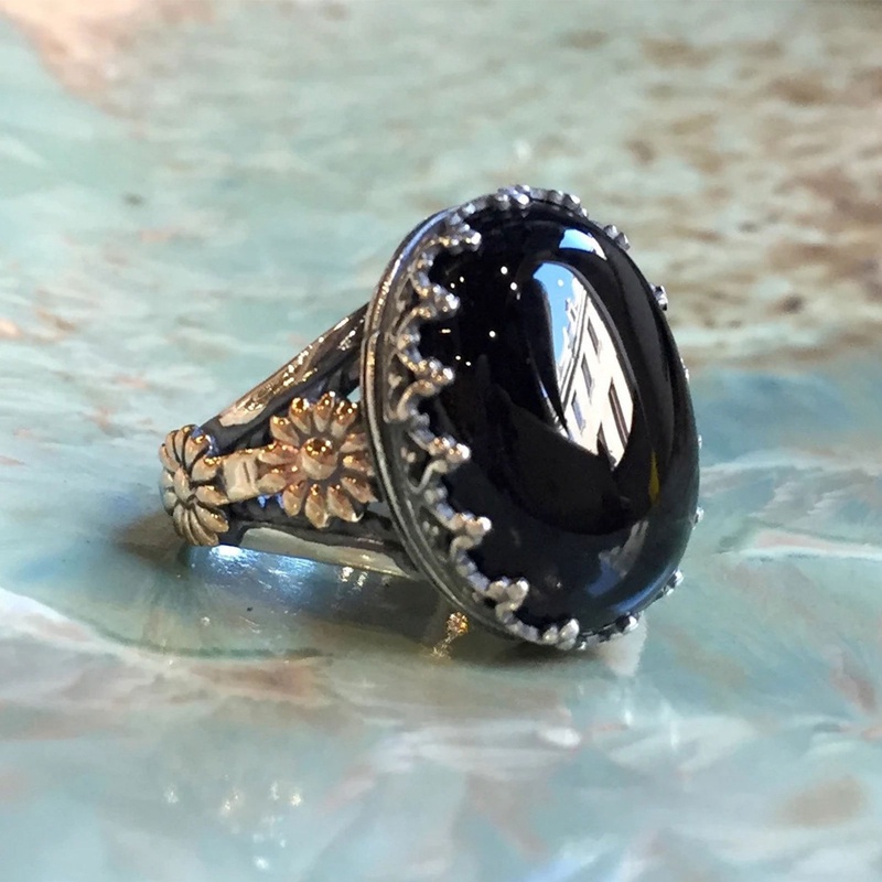 Cincin Sterling Silver 925 Lapis Emas 18K Desain Bunga Hias Batu Permata Hitam Untuk Pria