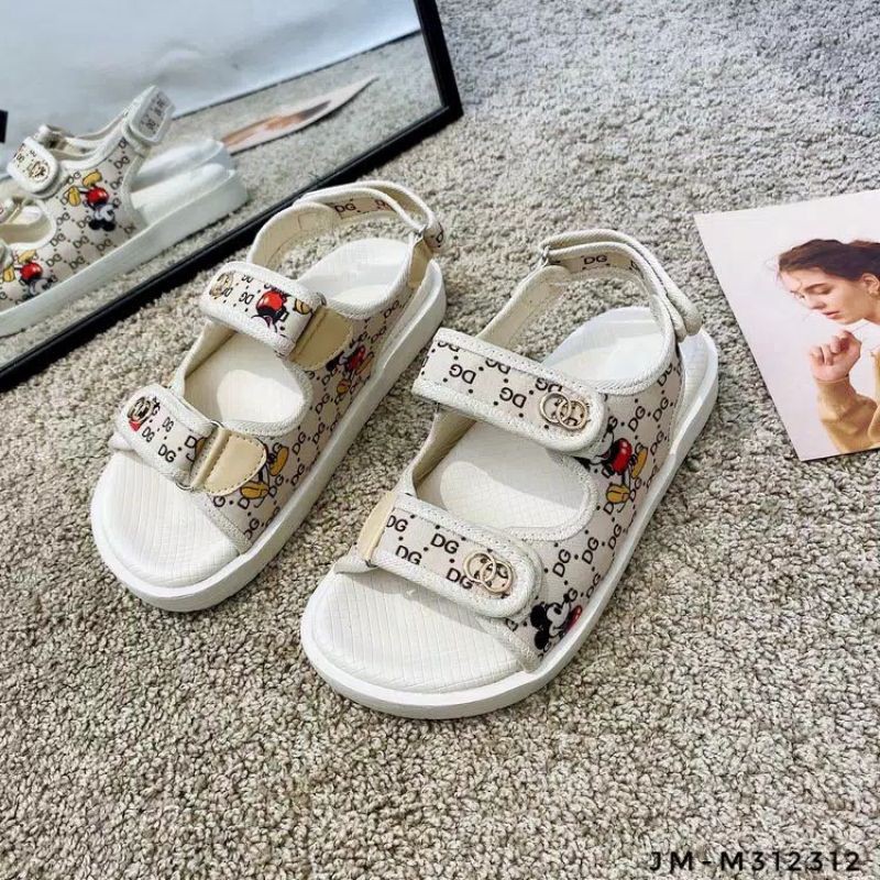sendal gucci mickey