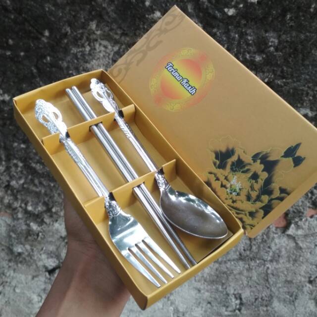 Souvenir sendok garpu sumpit kemas box