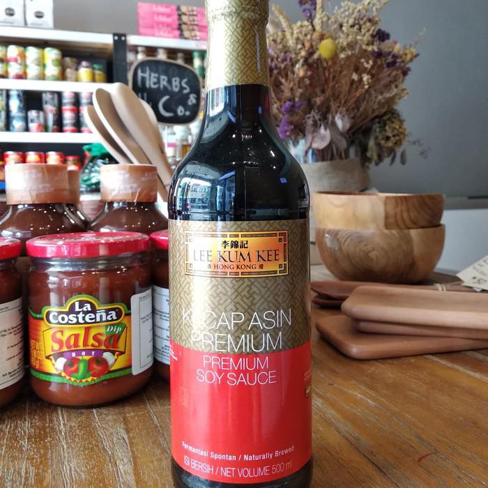 

Lee Kum Kee Premium Soy Sauce / Kecap Asin Premium 500ml BERKUALITAS