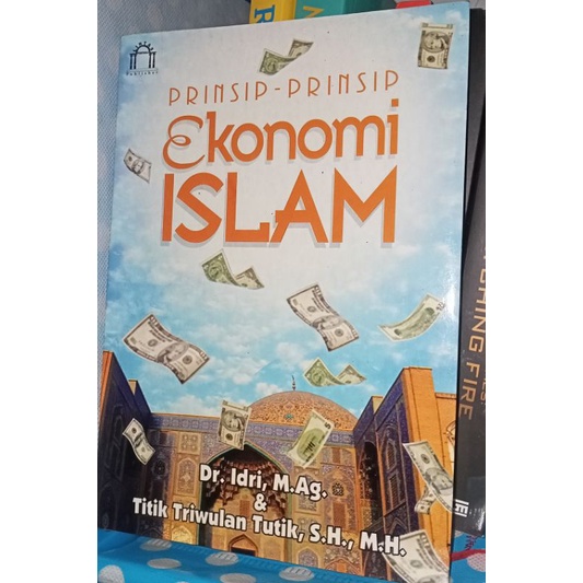 Jual Prinsip Prinsip Ekonomi Islam - Dr Idri & Titik Triwulan Tutik ...