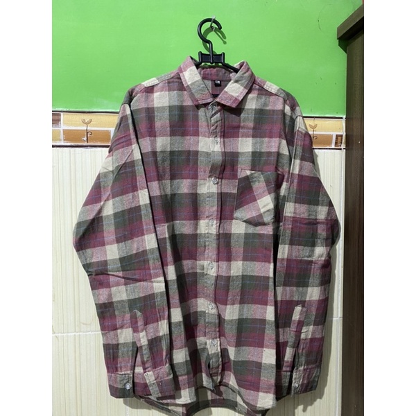 Preloved kemeja TW flanel kotak-kotak cowok