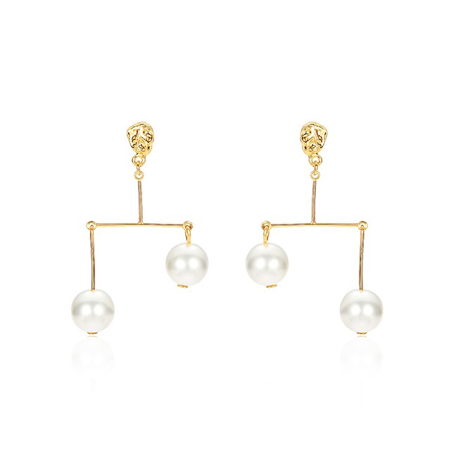 LRC Anting Tusuk Fashion Gold Alloy Asymmetric Pearl Earrings F29756