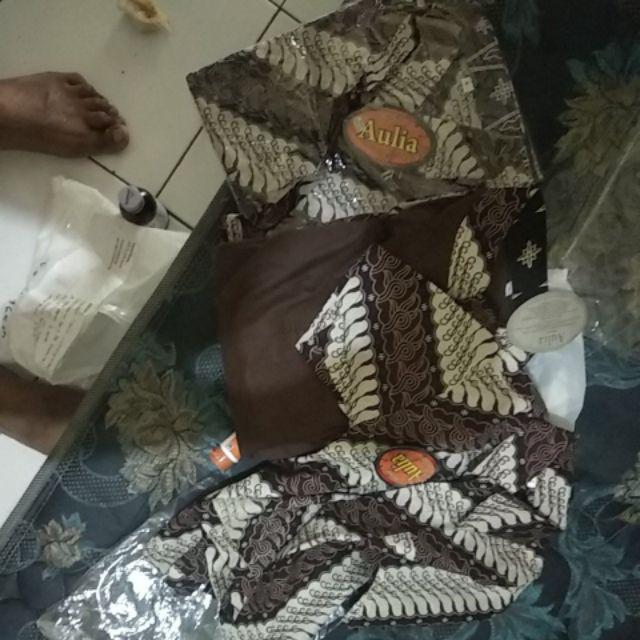 Sarimbit Family Couple Batik + 1 Anak Terlaris