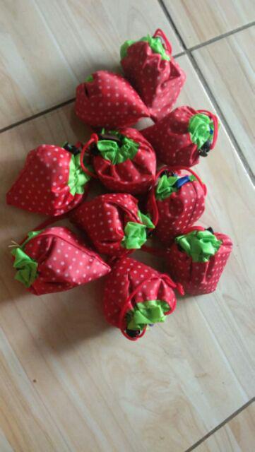 Tas Lipat Kantung Belanja Serbaguna Bentuk Strawberry | Shopping Bag Murah Jakarta Pink Ungu Biru