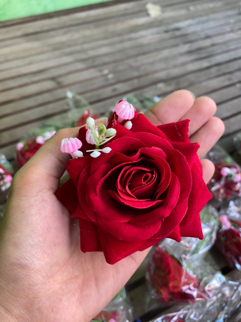 Cucuk Konde Mawar Mekar / Cucuk Pengantin Terlaris / Tusuk Bunga Mawar Bludru (diameter 10cm)