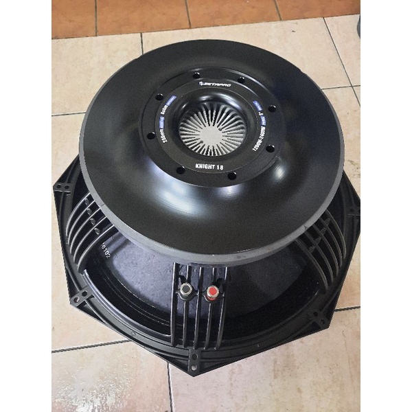 Speaker Zetapro 18in Knight18 knight