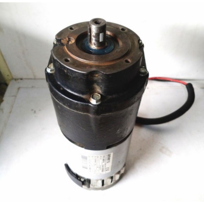 Dc GEARBOK Motor 24V 520W 184Rpm 28A Torsi 120Kg