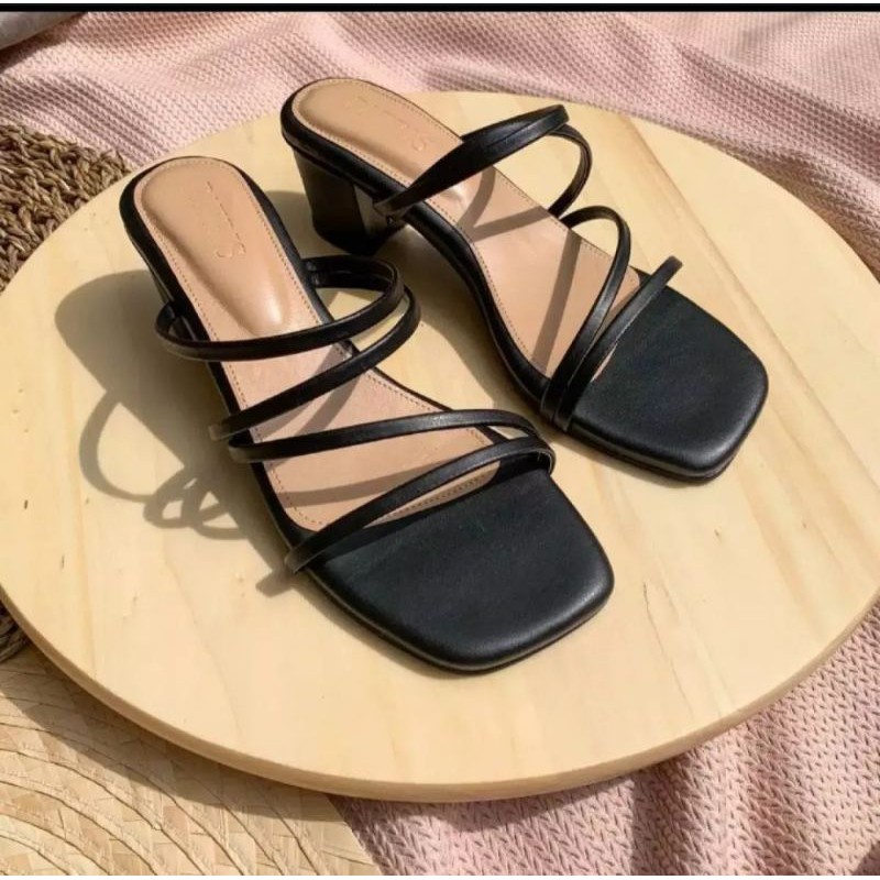 sandal wanita tali tinggi 5 cm trandy