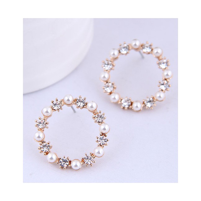 LRC Anting Tusuk Fashion Gold Pearl Flash Diamond Earring A58520