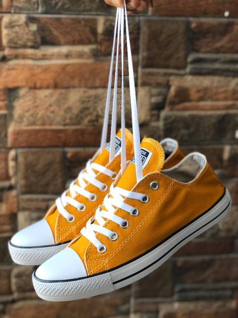 Sepatu converse allstar kuning clasik +box