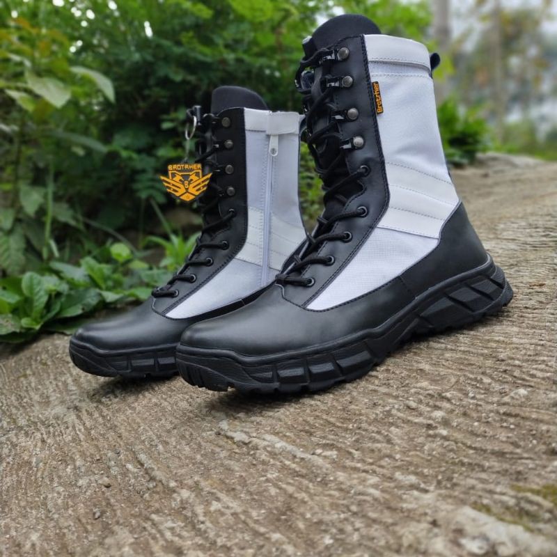 sepatu pdl provost/PM