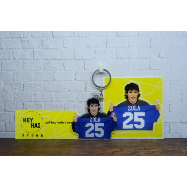 

Ganci akrilik dan stiker laminasi glossy gianfranco zola