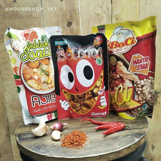 

Paket nyemil hemat (Seblak soaci,Bolotot,Baso Aci) JAKUT