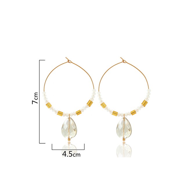 LRC Anting Tusuk Fashion Gold Crystal Beizhu Earrings D50744