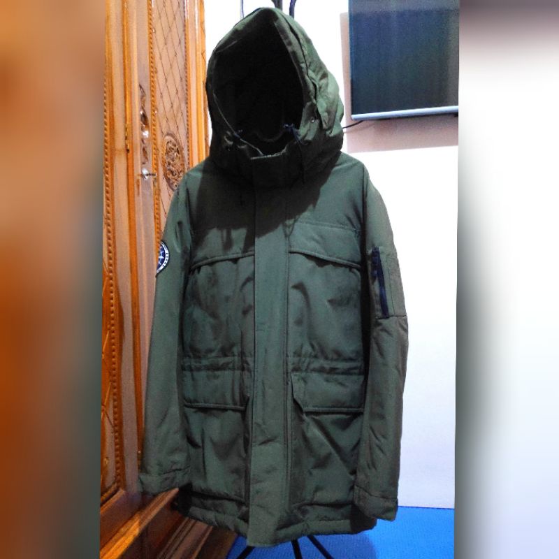 JAKET TEBAL MUSIM DINGIN /JAKET BULANG / JAKET PARKA PRIA WANITA FRJ JEANS (SECOND LIKE NEW)