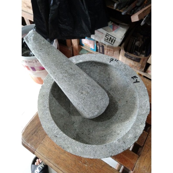 Lesung batu/penumbuk asli bahan batu
