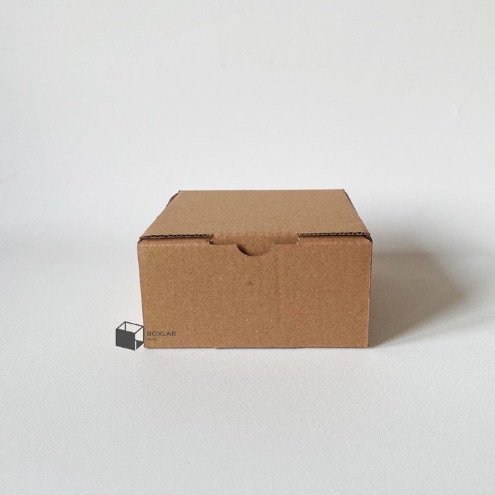 

Box 10x10x5 cm, Box Corrugated, Dus Packaging Kardus, Die Cut DC 10105