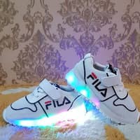 SEPATU ANAK LAMPU BAGUS / SEPATU FILA LAMPU