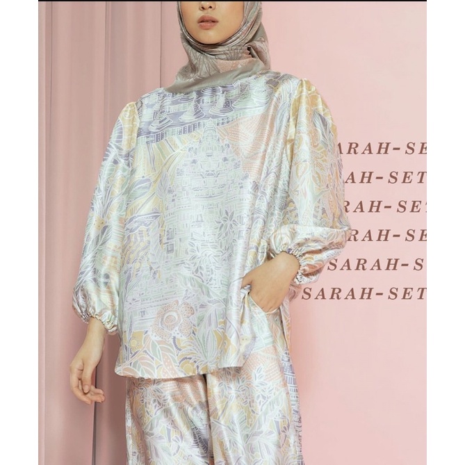 Sarah Set size M by Buttonscarves X Vone