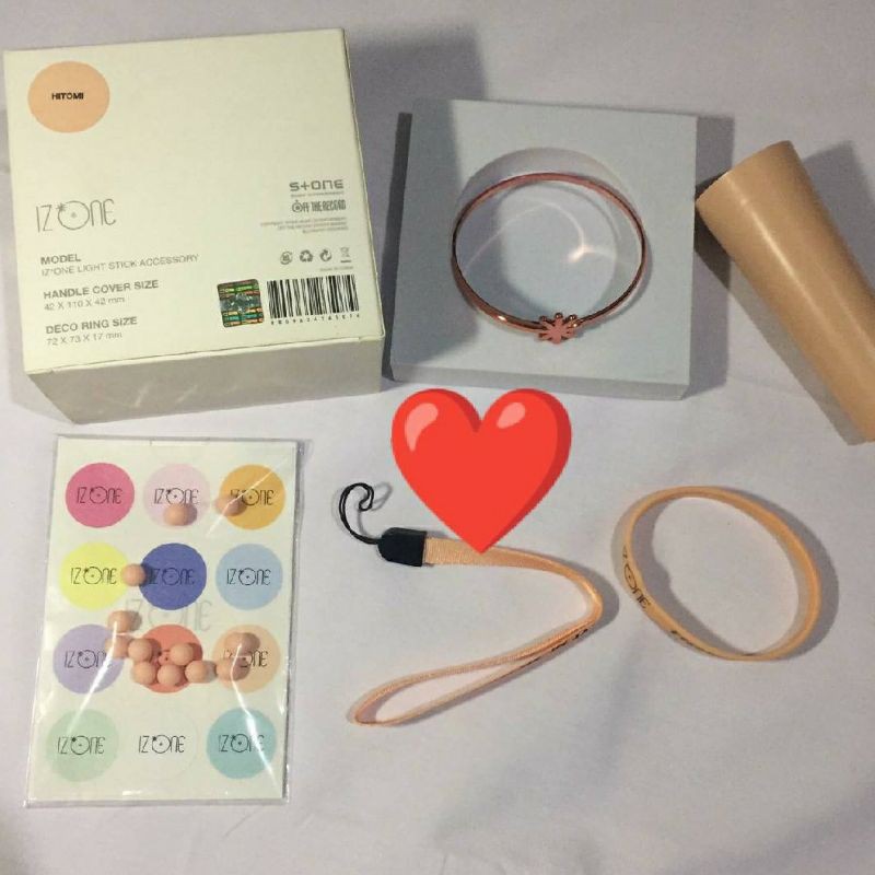 [Official] IZ*ONE IZONE Honda Hitomi Lightstick Accessory set