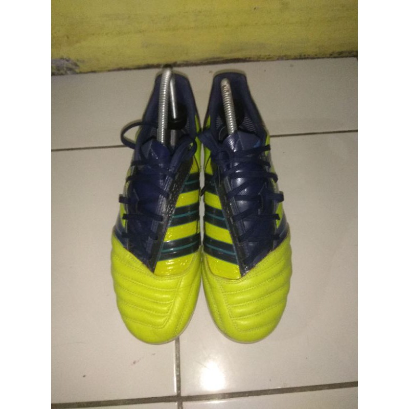Sepatu Bola adidas Predator Absolado TRX HG original