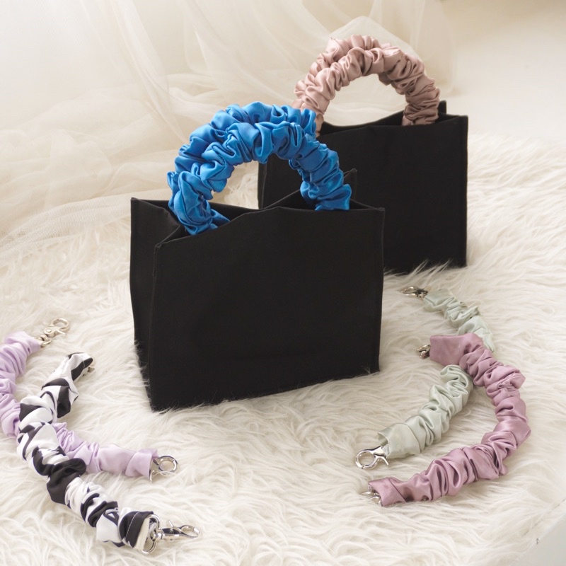 NOTTE - Scrunchie Bag (Removable Handle)