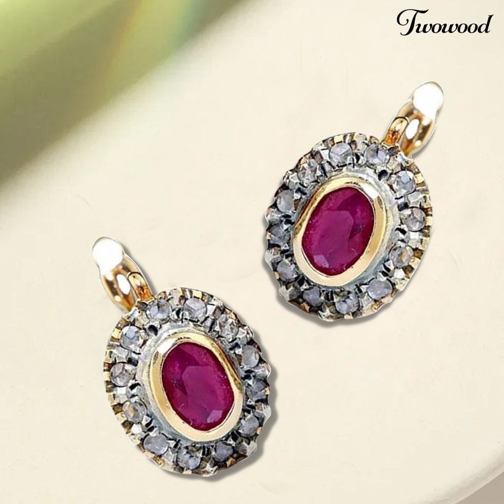 1 Pasang Anting Klip Bentuk Oval Bahan Alloy Aksen Berlian Imitasi Untuk Wanita