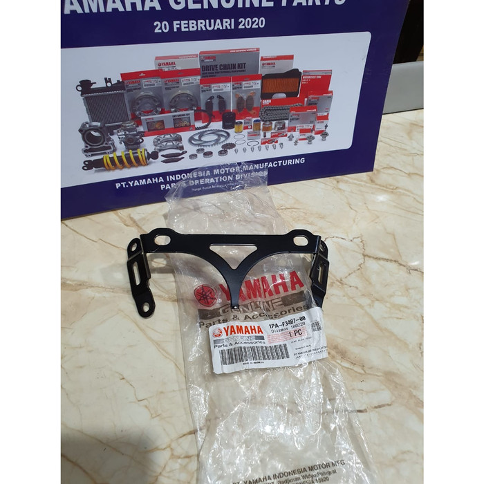 DUDUKAN PLAT NOMER NOMOR NOPOL DEPAN NEW VIXION ADVANCE NVL 2013 - 2014 ASLI ORIGINAL YAMAHA YGP 1PA