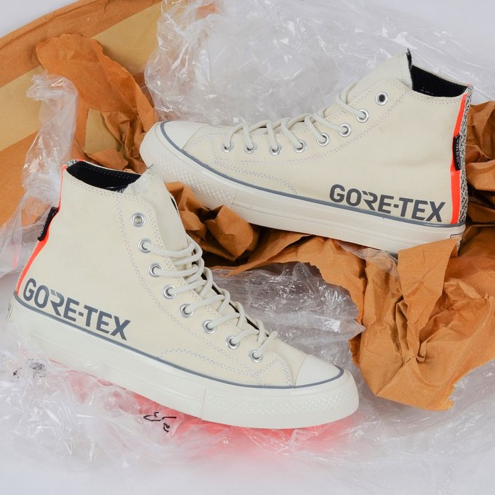 gore tex black converse