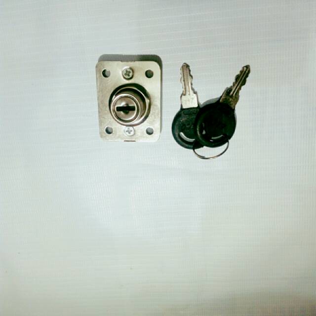 KUNCI LEMARI PLASTIK/KUNCI LACI KECIL