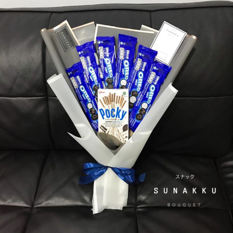 Snack Bouquet , pocky oreo | Graduation Doll Hampers Hadiah Kado Wisuda Birthday Ulang Tahun Balloon
