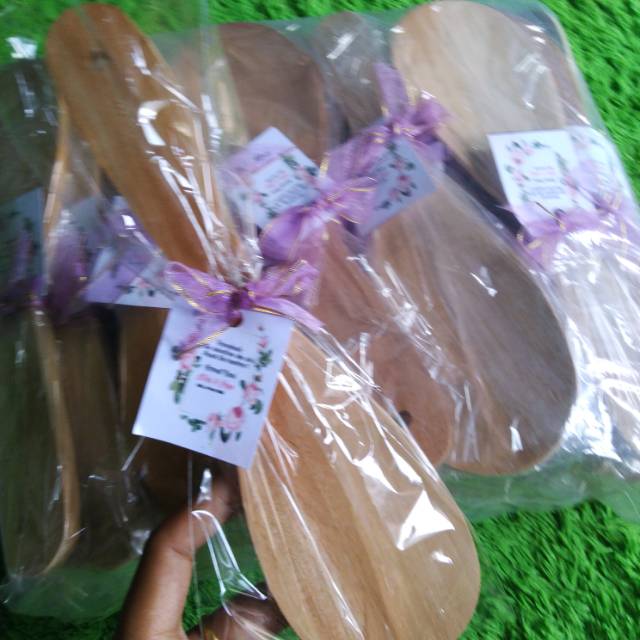 Sovenir Centong kayu + kemasan + ucapan