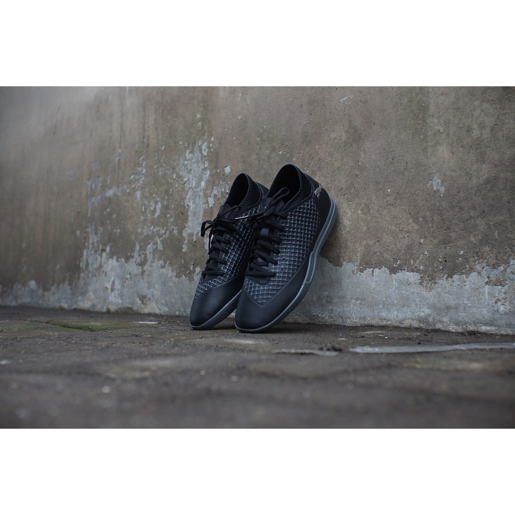 Sepatu Futsal Puma Future 2.4 IT - Black  Original | Puma Future 2.4