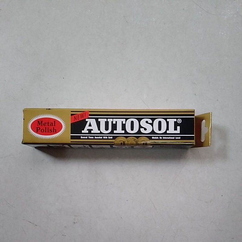 Autosol metal polish