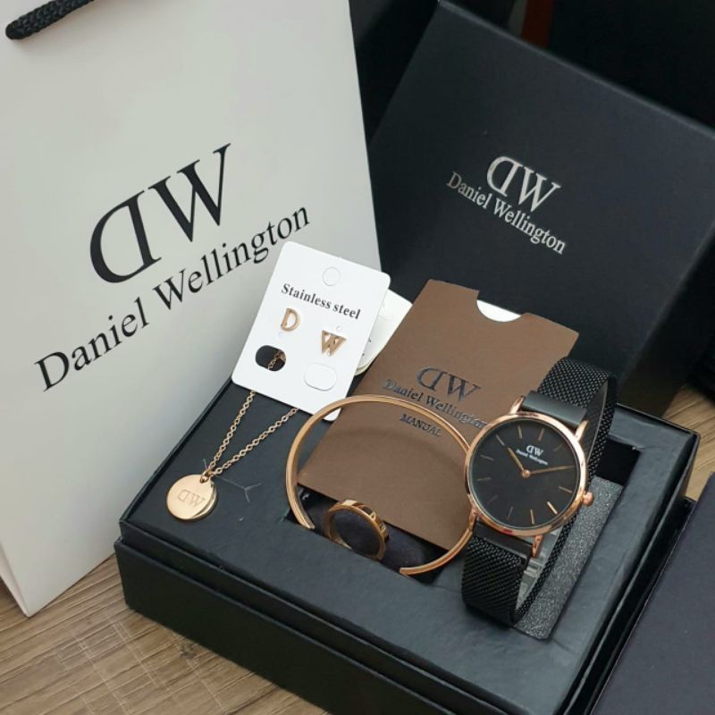 Jam Tangan Wanita D878W Tali Rantai Pasir MAGNET Free Box, Paperbag &amp; Baterai (BISA BAYAR DI TEMPAT)