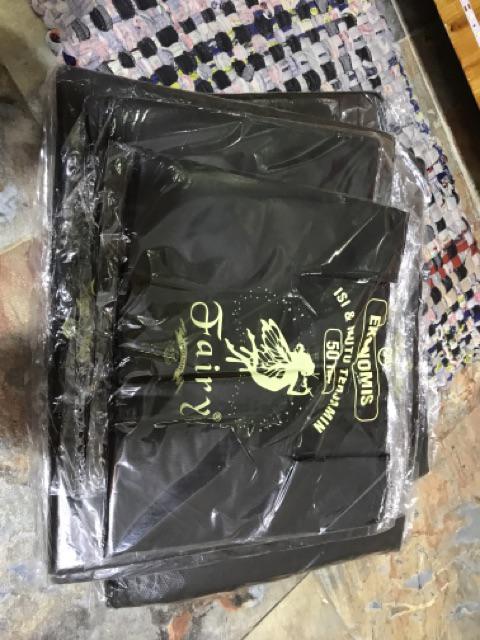 Kantong Plastik Kresek Ekonomis Hitam Embos 35 X 50 Cm Isi 50lembr