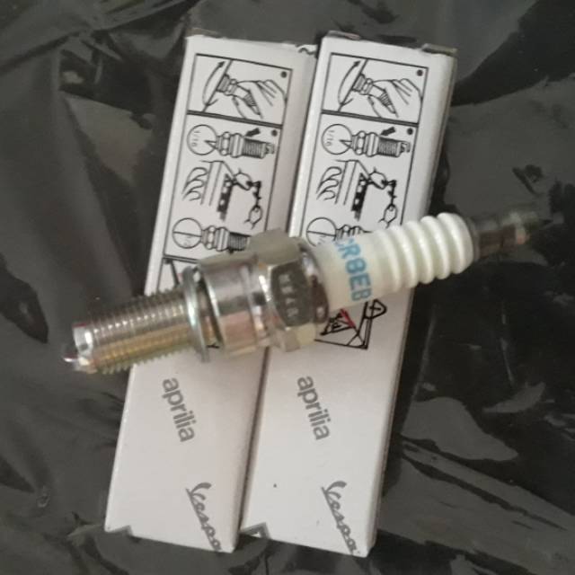 Busi vespa Matic 2v.3v&iget new original