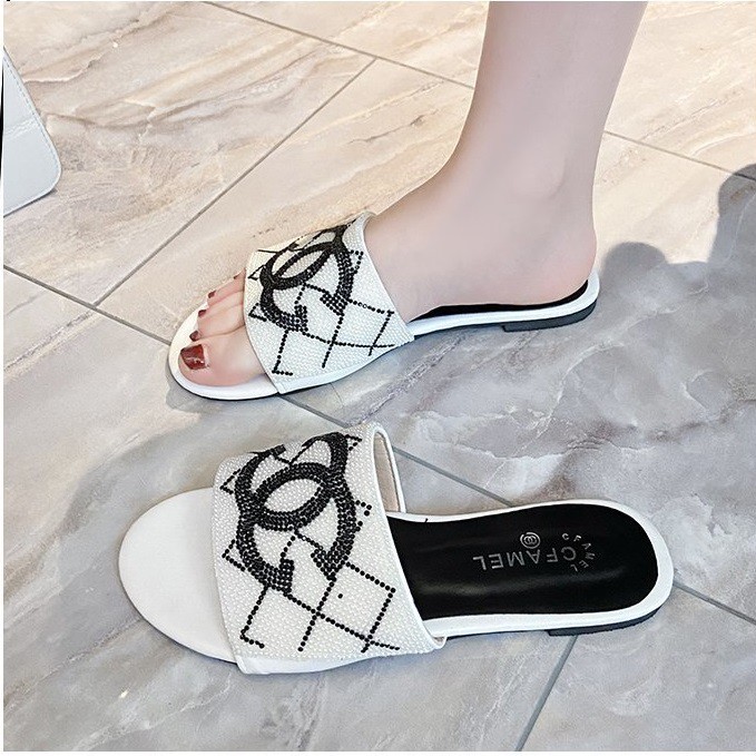 RYX - CC Rhinestone Sandal Slipper Trendy Fashion Casual - Ori Import